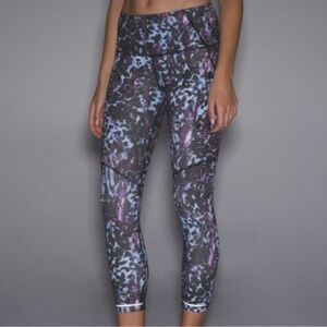 Lululemon All Sport Crop Leggings Floral Tranquil Blue Multi Size 4